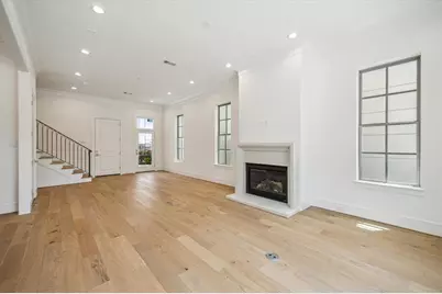 211 Sutton Row Place, Houston, TX 77024 - Photo 3