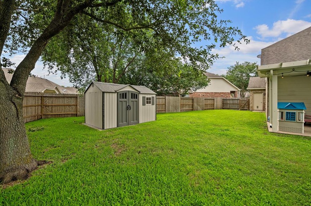 20027 Cape Clover Trl, Richmond TX  77407-4087 exterior