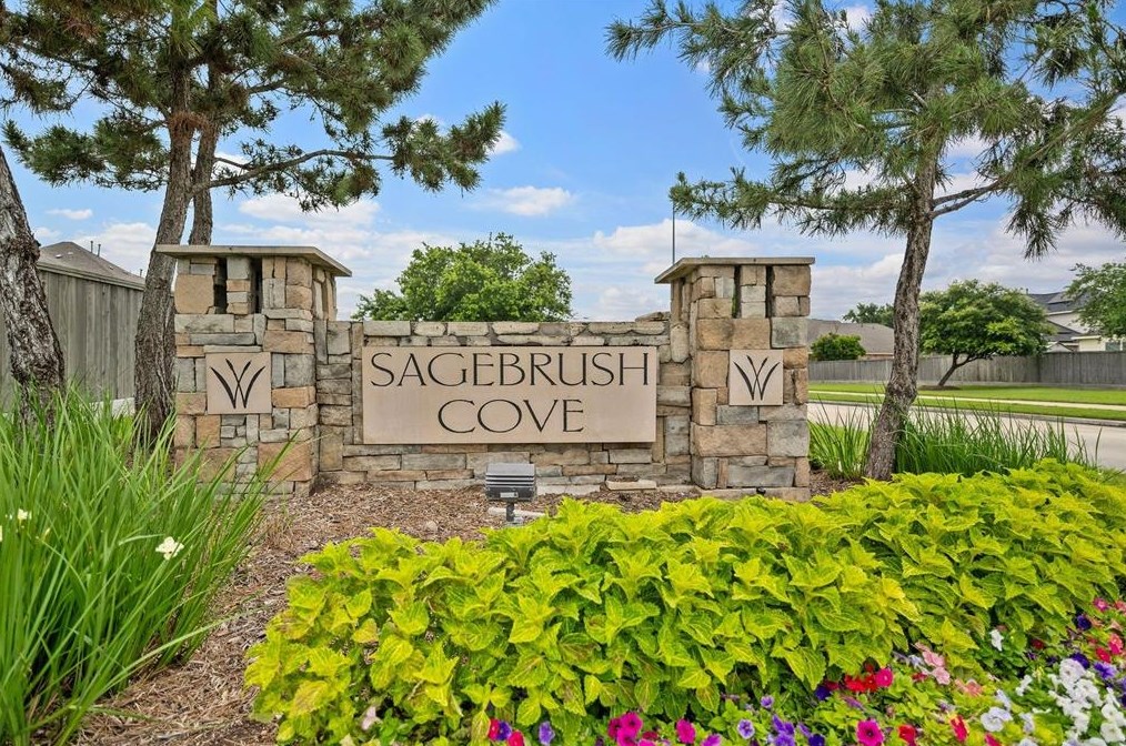 20027 Cape Clover Trl, Richmond TX  77407-4087 exterior