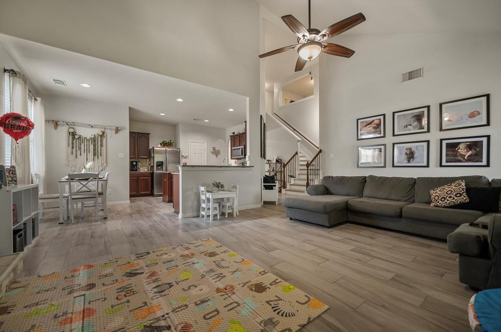 20027 Cape Clover Trl, Richmond TX  77407-4087 exterior