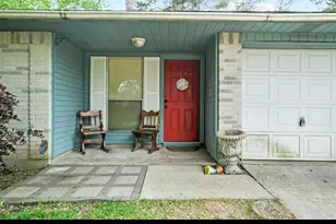 22223 Spring Gate Dr, Spring, TX 77373 - Photo 3