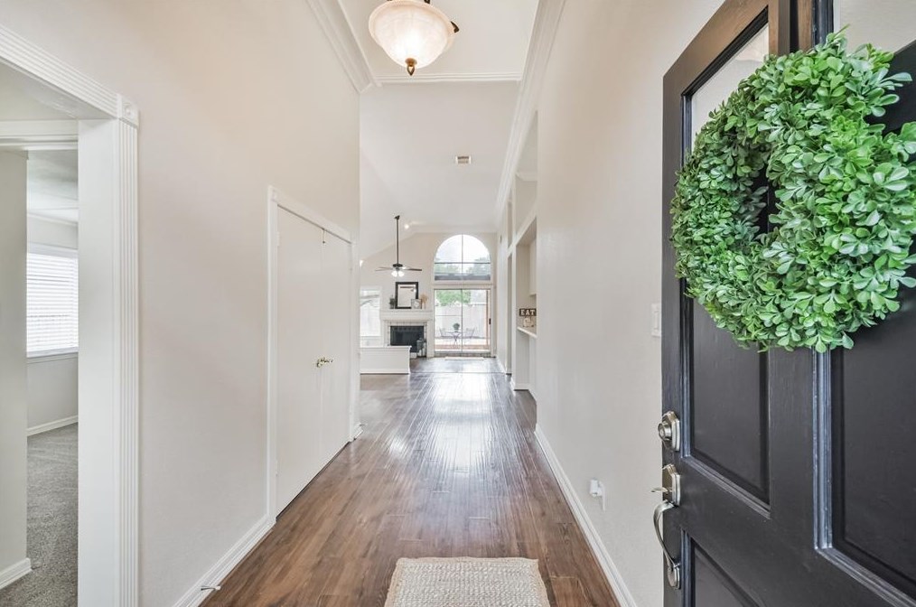 15851 Meadow Village Dr, Houston TX  77095-3718 exterior