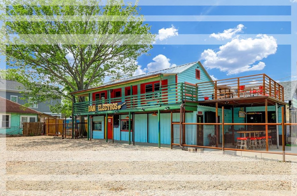 1505 Walton, Houston TX  77009-2523 exterior