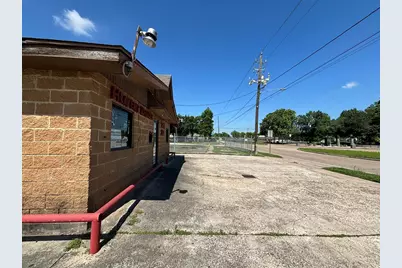 3810A-B Cavalcade Street, Houston, TX 77026 - Photo 3