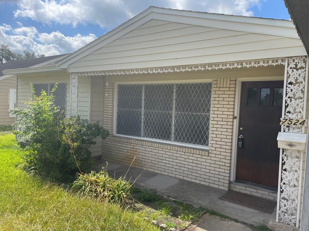 7524 Joplin St, Houston TX  77087-3612 exterior