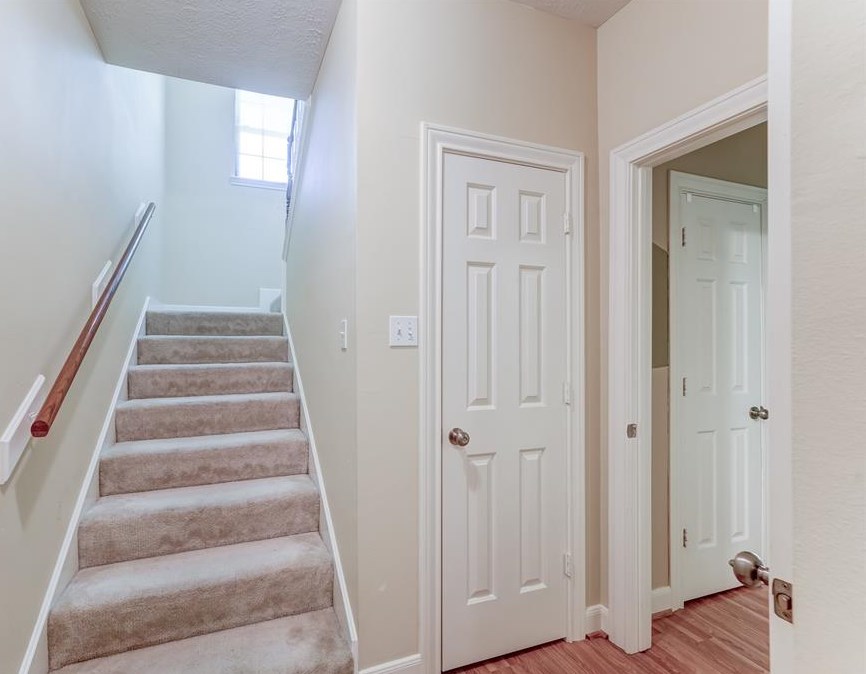 32711 Waltham Xing, Fulshear TX 77441-4205 exterior