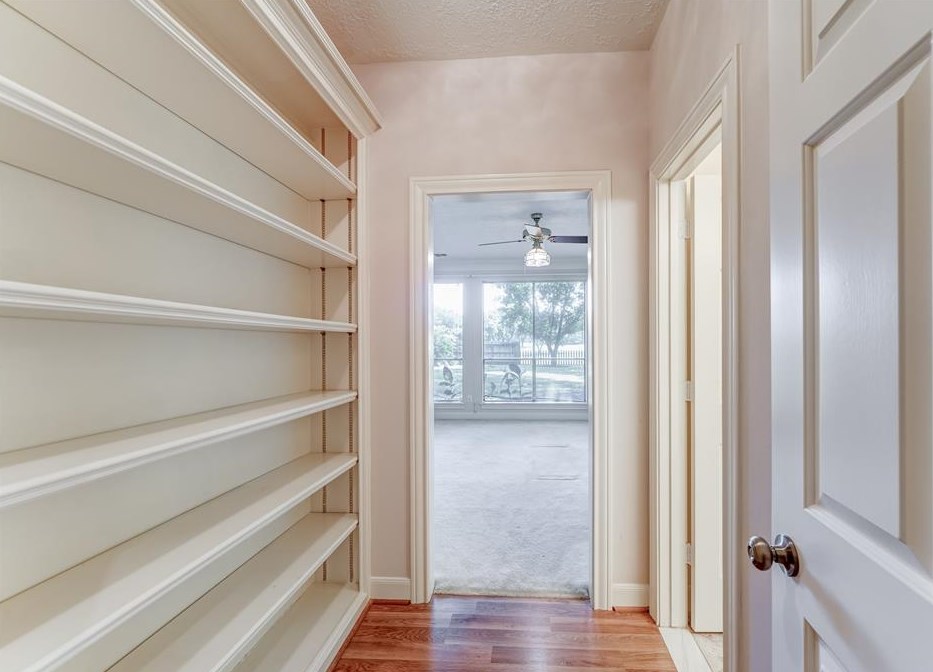 32711 Waltham Xing, Fulshear TX 77441-4205 exterior