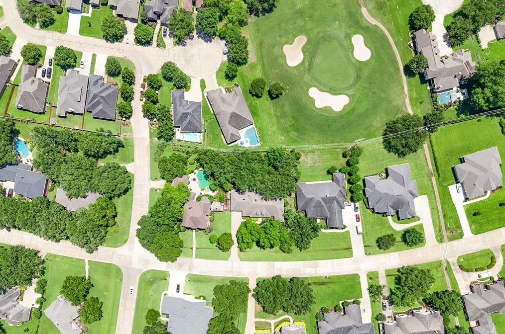 32711 Waltham Xing, Fulshear TX 77441-4205 exterior