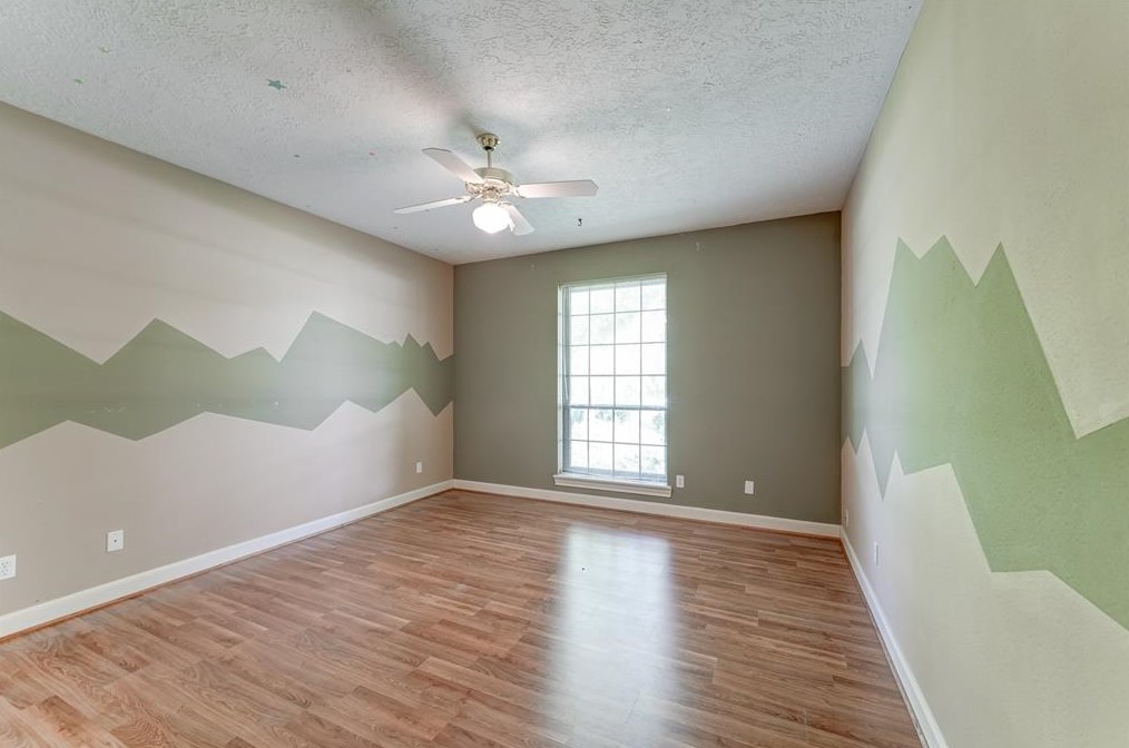 32711 Waltham Xing, Fulshear TX 77441-4205 exterior