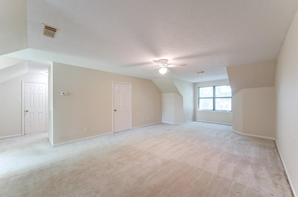 32711 Waltham Xing, Fulshear TX 77441-4205 exterior