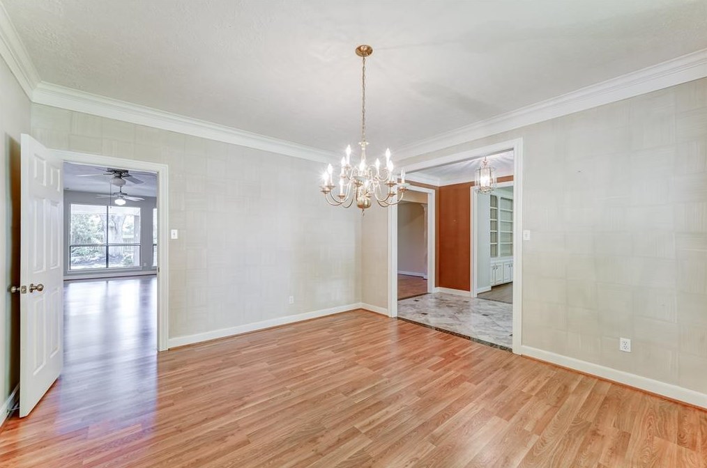 32711 Waltham Xing, Fulshear TX 77441-4205 exterior