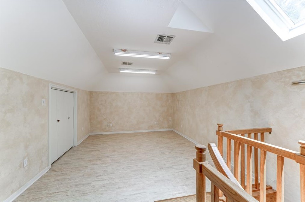 32711 Waltham Xing, Fulshear TX 77441-4205 exterior