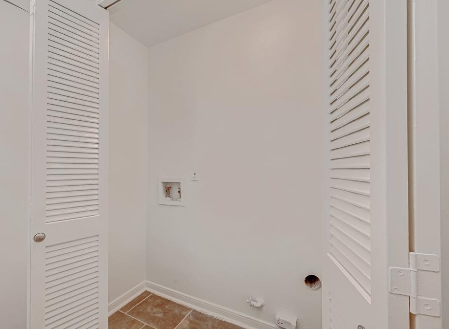 15006 Kimberley Ct, Houston TX 77079-5129 exterior