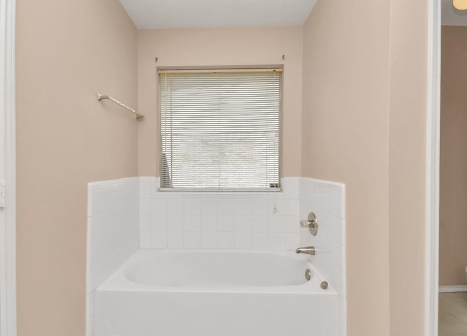 3339 Bent Spg Ct, Katy TX  77449-8160 exterior