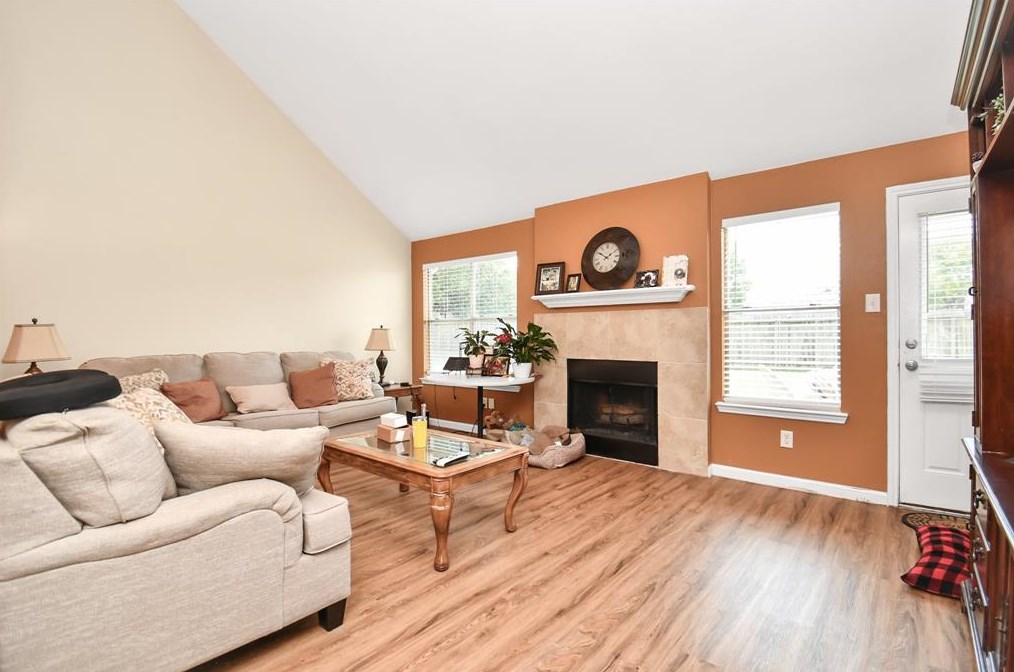 3339 Bent Spg Ct, Katy TX  77449-8160 exterior