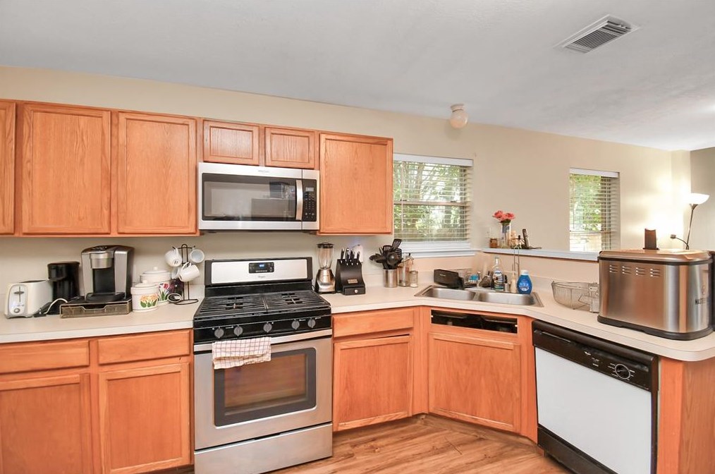 3339 Bent Spg Ct, Katy TX  77449-8160 exterior