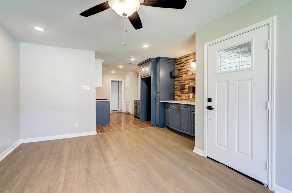 718 43rd St, Houston TX  77018-4402 exterior