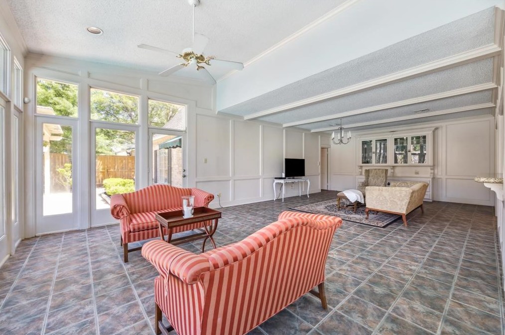 5430 Havenwoods Dr, Houston TX 77066-2522 exterior