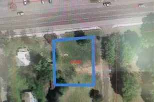 309 2nd St, Livingston, TX 77351 - Photo 1