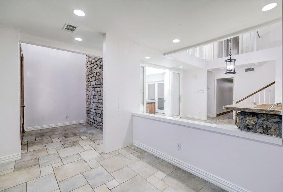 4720 Cashel Cir, Houston TX  77069-3504 exterior