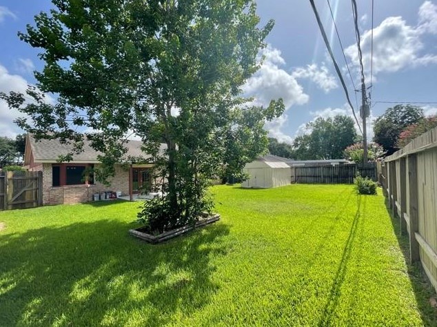 11610 Kirkmeadow Dr, Houston TX  77089-2324 exterior