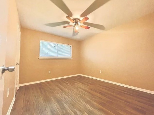 11610 Kirkmeadow Dr, Houston TX  77089-2324 exterior