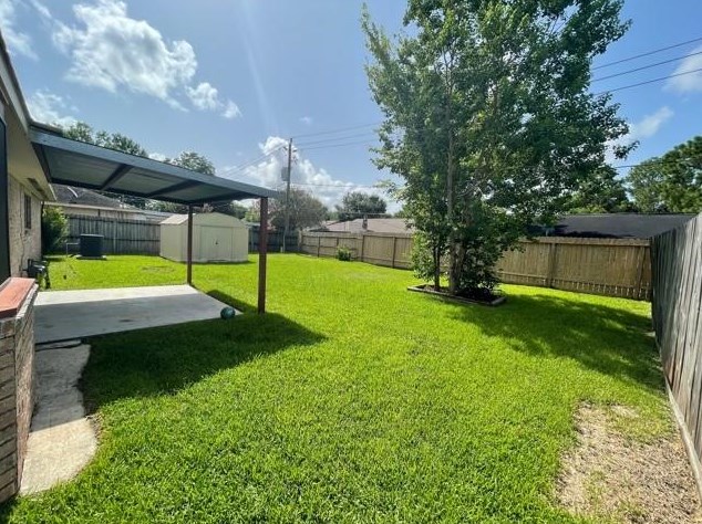 11610 Kirkmeadow Dr, Houston TX  77089-2324 exterior