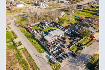 8901 Brandon Street, Houston, TX 77051 - Photo 11
