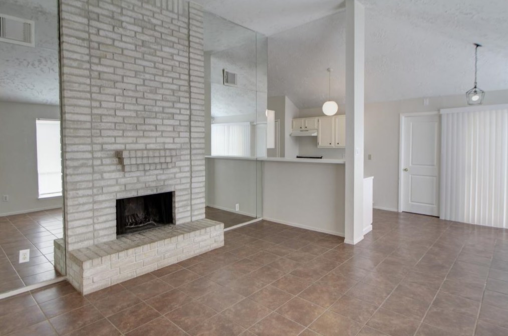 5410 Rivergate Dr, Spring TX  77373-7133 exterior