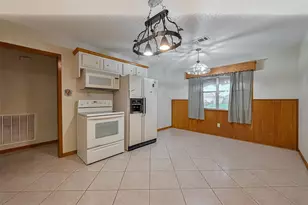 2426 15th Ave N, Texas City, TX 77590 - Photo 19