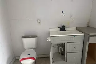 2413 Leal St, San Antonio, TX 78207 - Photo 9