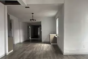 2413 Leal St, San Antonio, TX 78207 - Photo 3