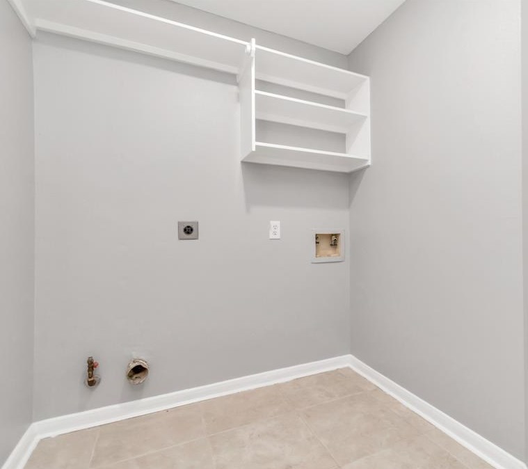 15211 Oak Ter Dr, Houston TX  77082-4026 exterior