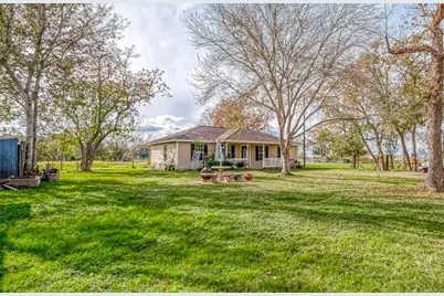 1512 Bayou Drive, Bay City, TX 77414 - Photo 5