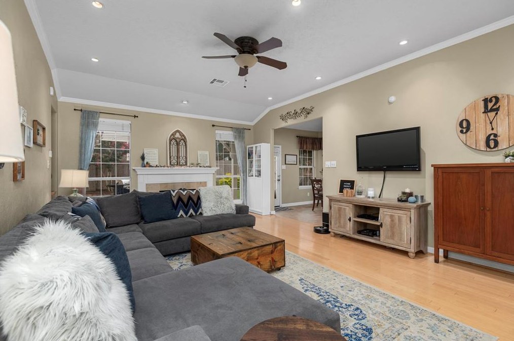 17807 Stoney Glade Ct, Houston TX  77095-4446 exterior