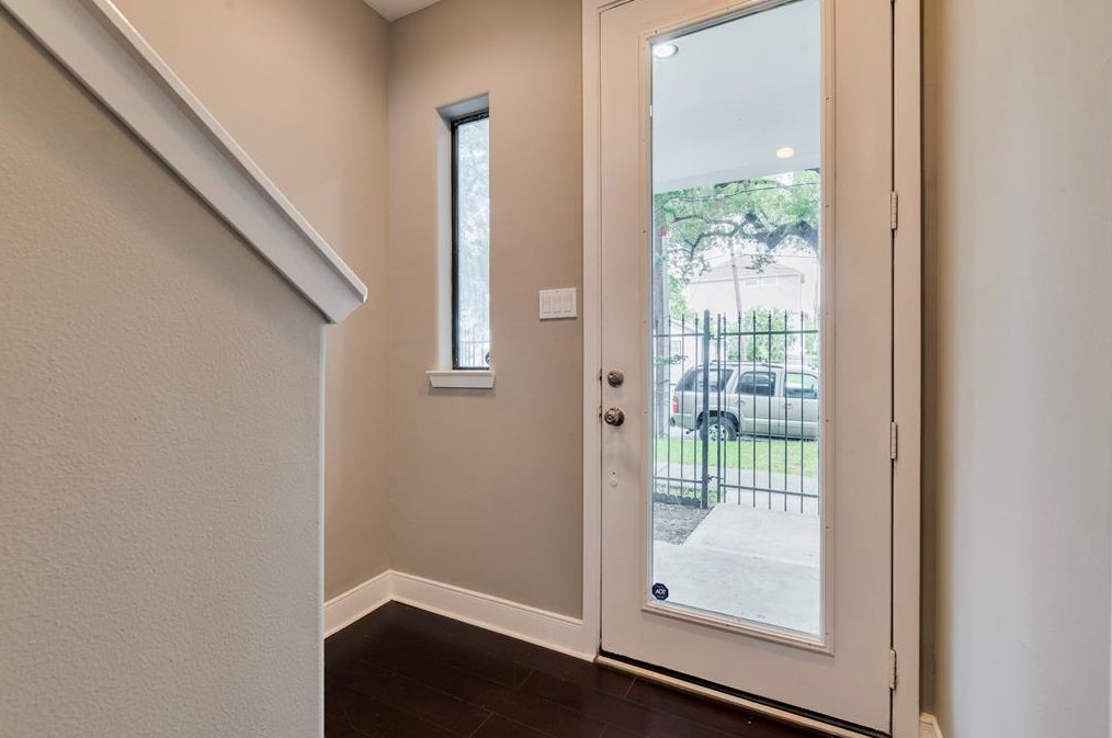 1436 Ennis St, Houston TX  77003-4612 exterior