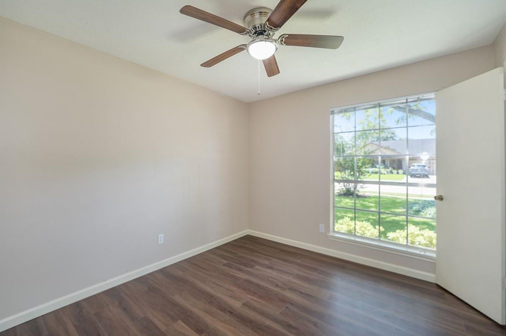 2402 Pebbledowne Cir, Sugar Land TX 77478-6079 exterior