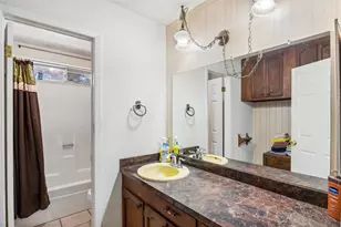 1473 Co Rd 411, Uvalde, TX 78801 - Photo 31