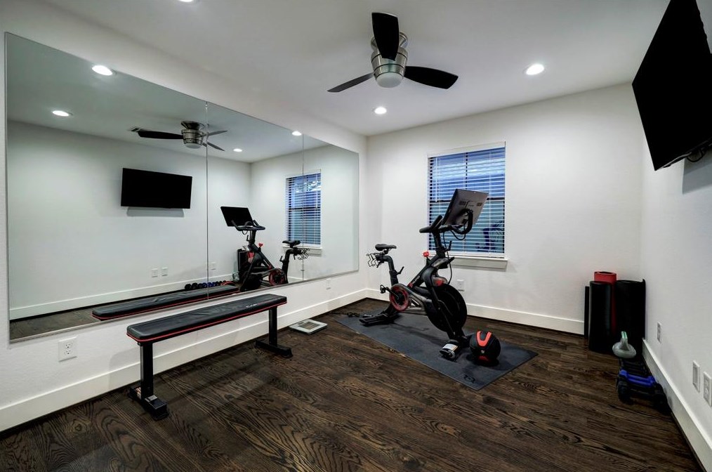 3622 Durness Way, Houston TX  77025-2518 exterior