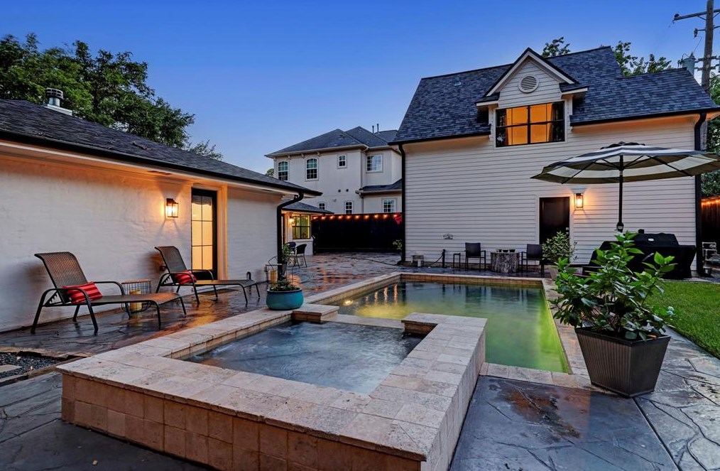 3622 Durness Way, Houston TX  77025-2518 exterior