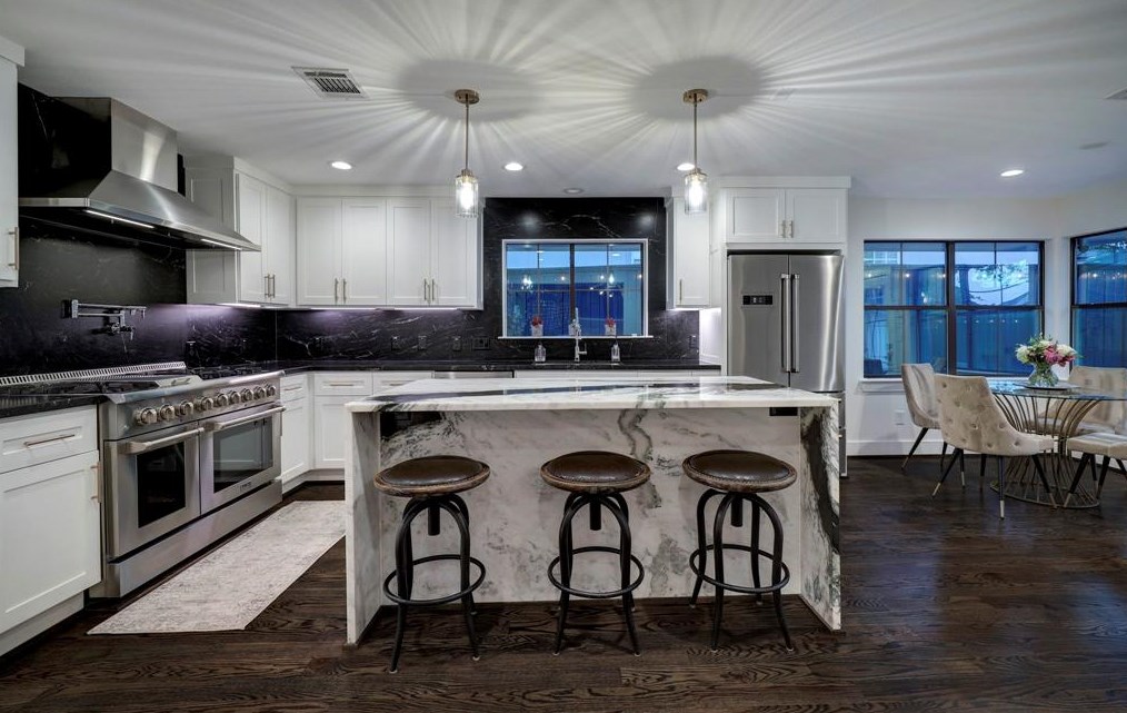 3622 Durness Way, Houston TX  77025-2518 exterior