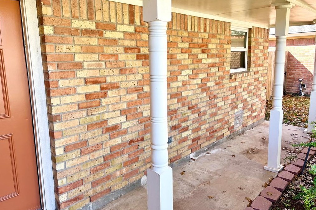 3106 Sleepy Hollow Dr, Sugar Land TX  77479-1663 exterior