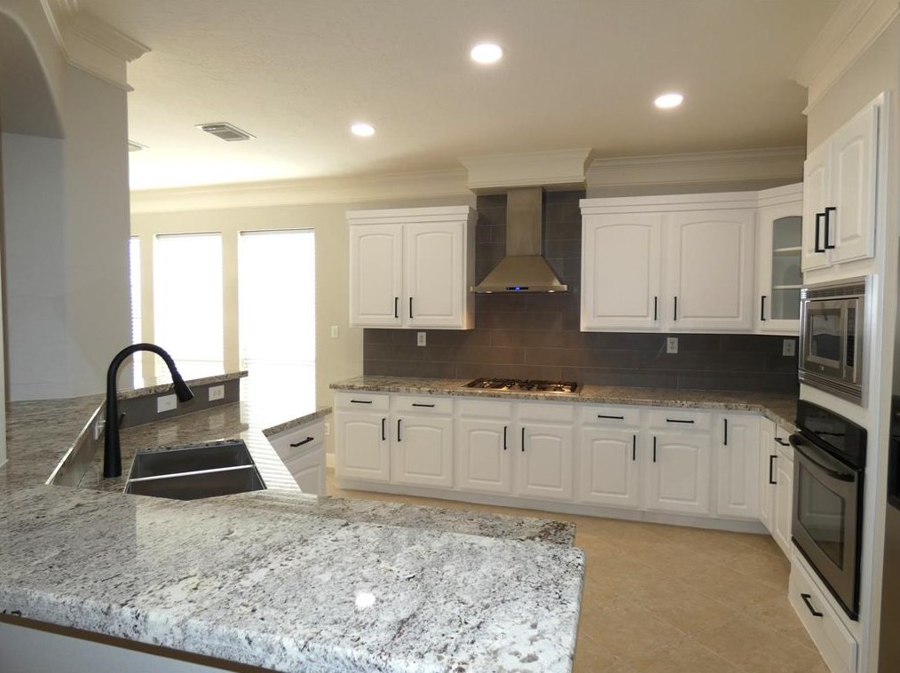 7514 Oak Fern, Houston TX 77040-6888 exterior