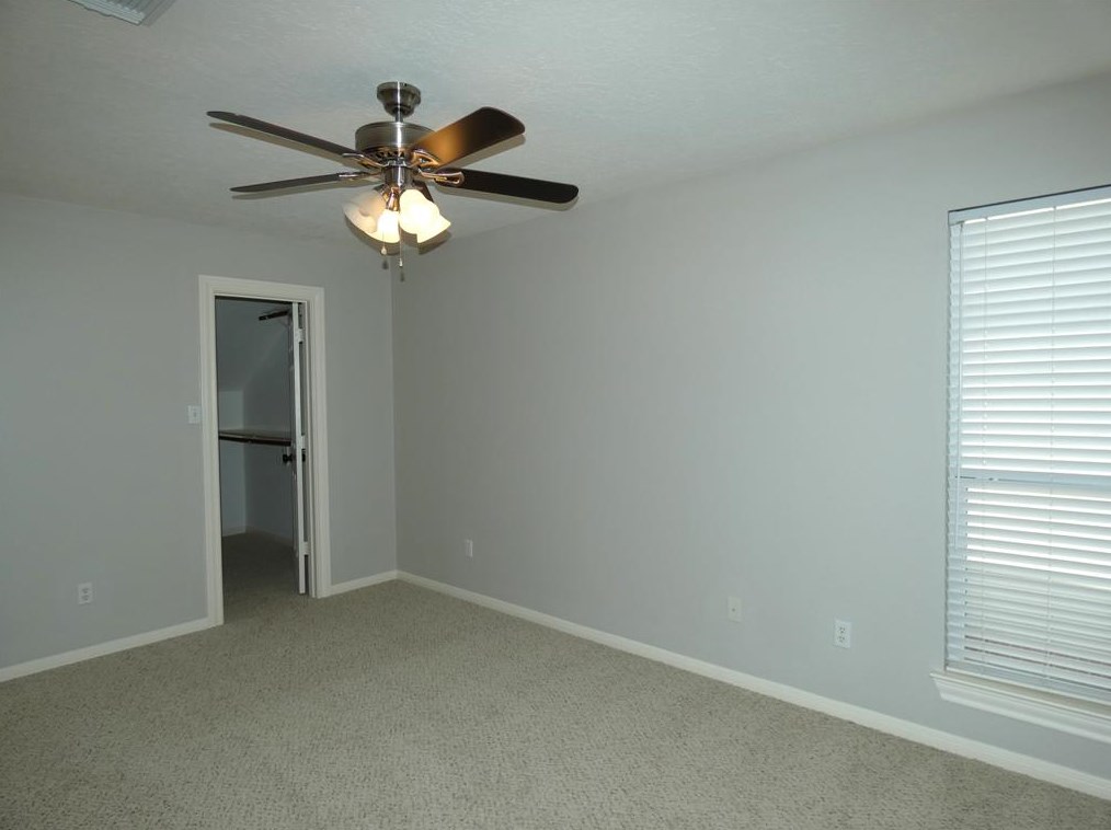 7514 Oak Fern, Houston TX 77040-6888 exterior