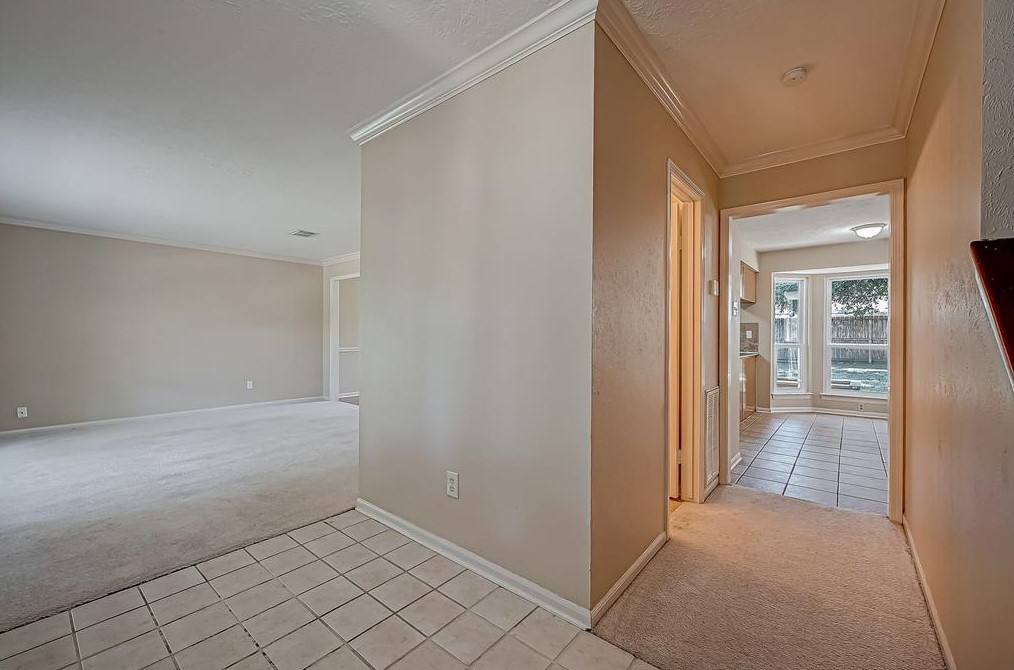 7818 Sunny Rdg Dr, Houston TX  exterior