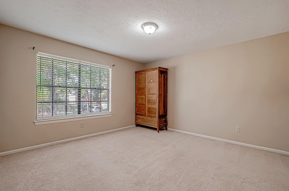 7818 Sunny Rdg Dr, Houston TX  exterior