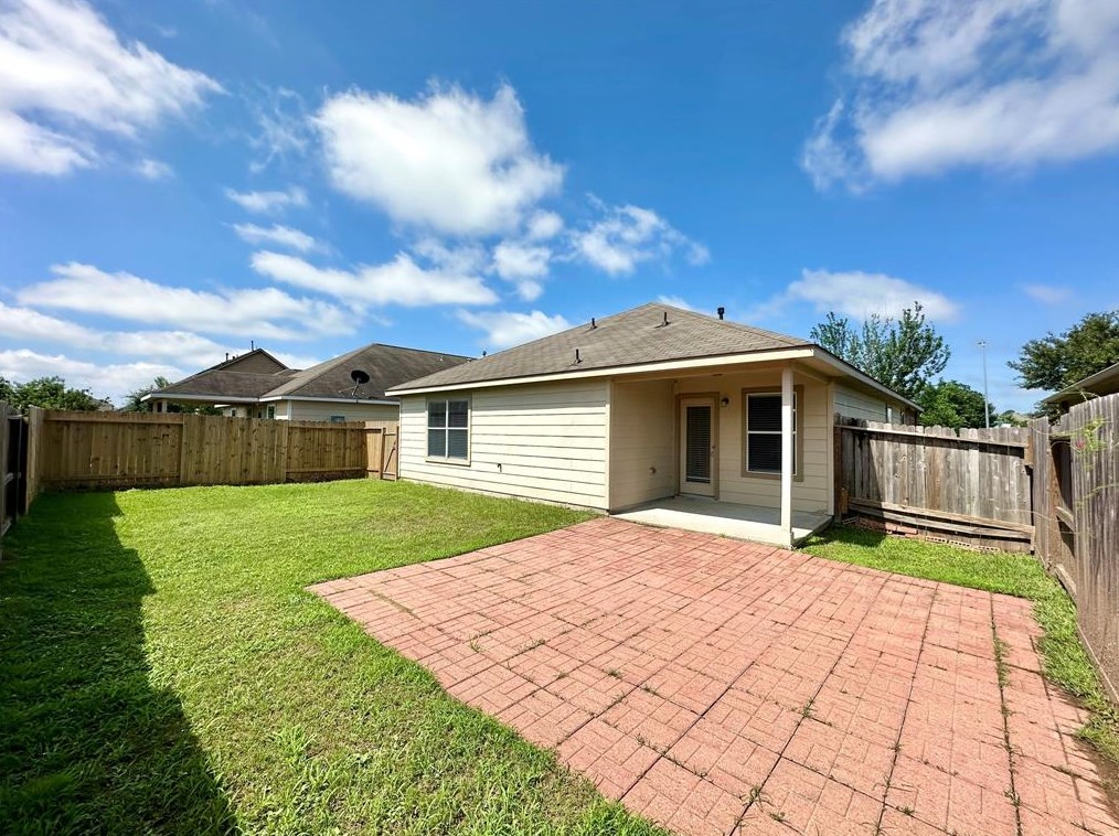 25222 Dappled Filly Dr, Tomball TX  77375-1007 exterior