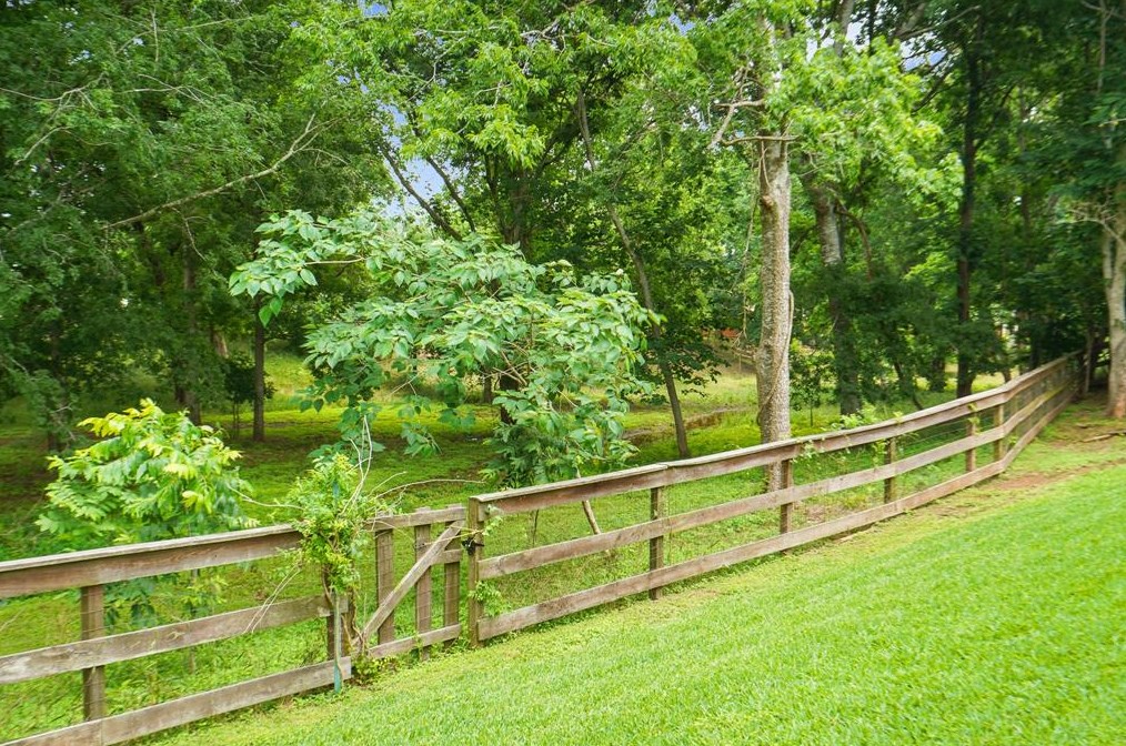 32622 Waterworth Ct, Fulshear TX 77441-4366 exterior