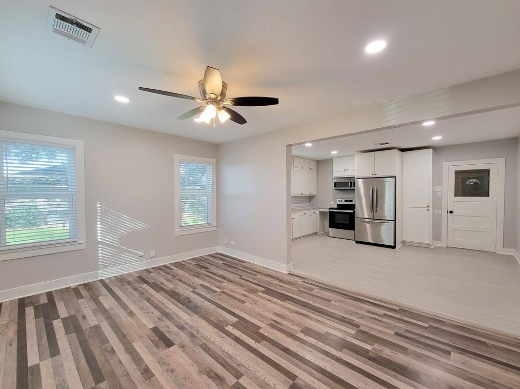 1113 San Jacinto St, Richmond TX  77471-3641 exterior