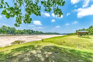 C2 Park Ct, Cleveland, TX 77327 - Photo 5